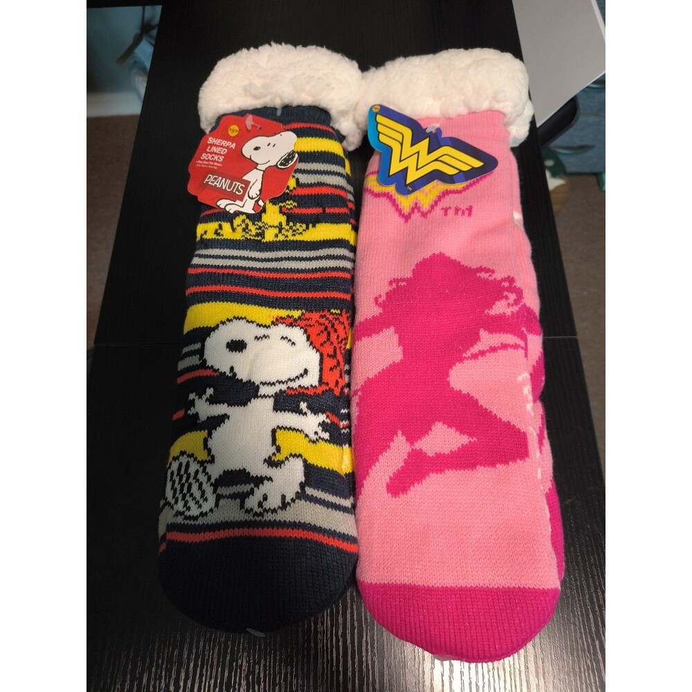 NEW 2- Peanuts Snoopy& Woodstock& Wonder WomanSherpa Lined Slipper Socks OneSize